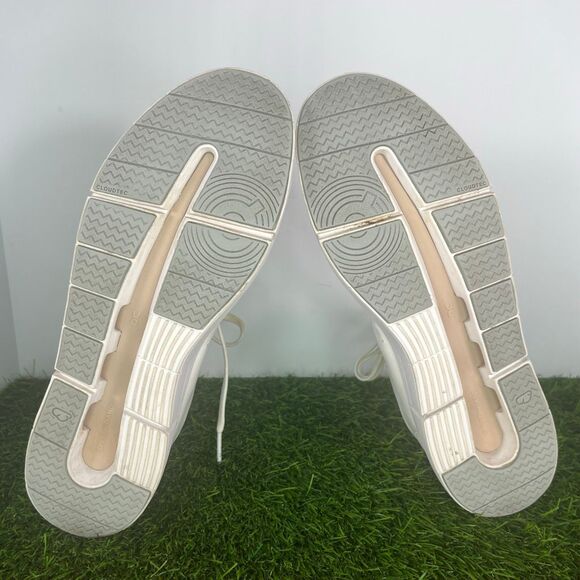 On Cloud On The Roger Advantage Women’s Sz 10.5 Walking|  Comfort Sneakers - Picture 7 of 9